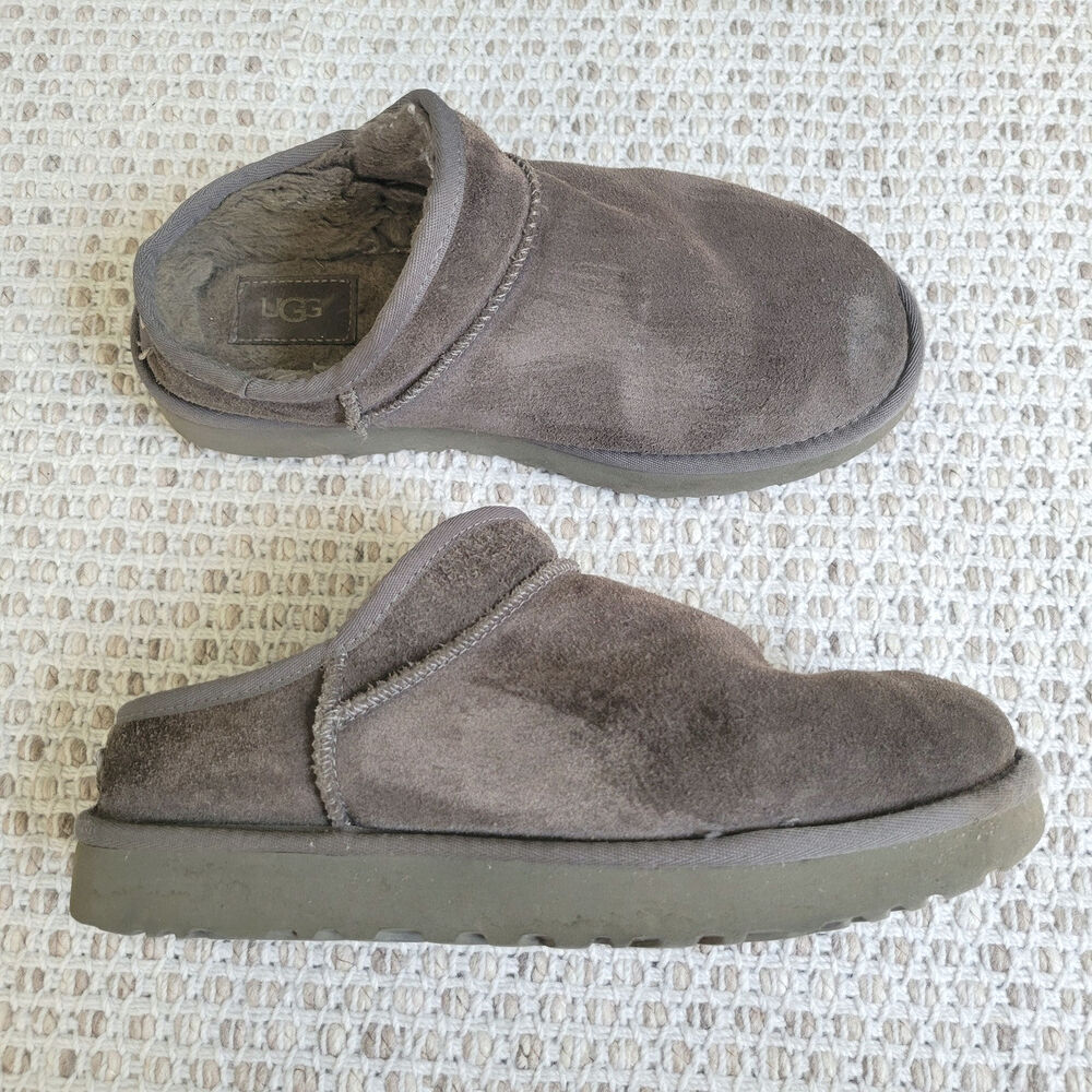 UGG Womens 9 Ultra Mini Short Slippers Boots Gray Shearling Winter Shoes